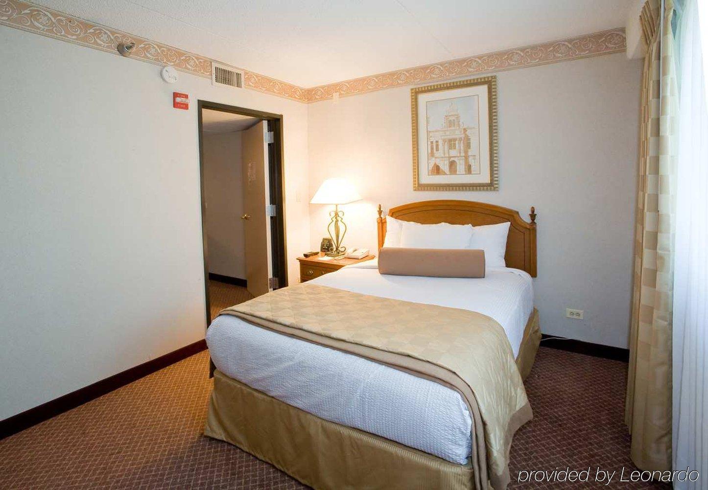 Embassy Suites By Hilton Chicago Schaumburg Woodfield Pokój zdjęcie