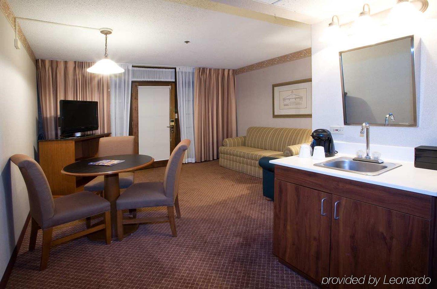 Embassy Suites By Hilton Chicago Schaumburg Woodfield Pokój zdjęcie